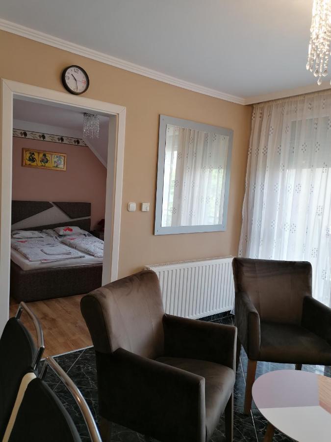Bettina47 Apartman Hajduszoboszlo Luaran gambar