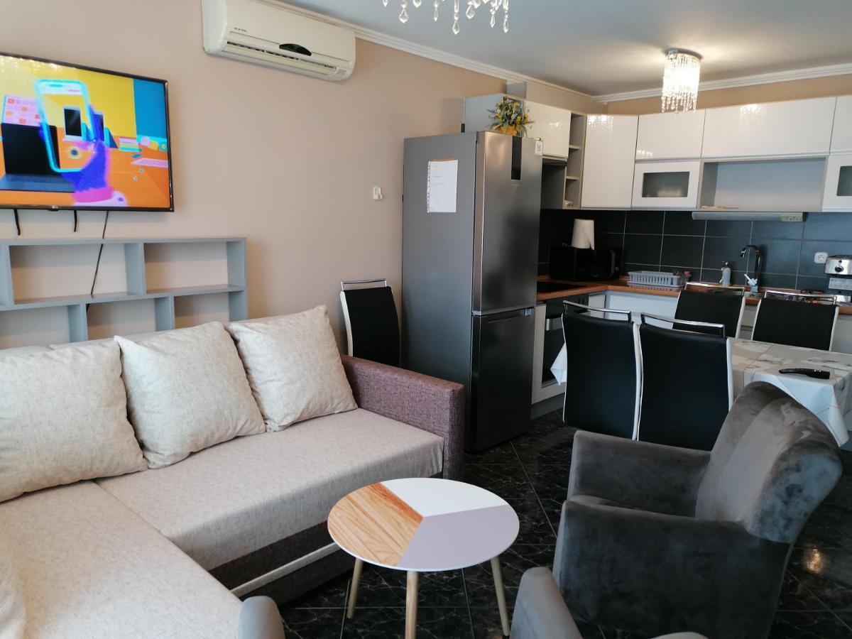 Bettina47 Apartman Hajduszoboszlo Luaran gambar