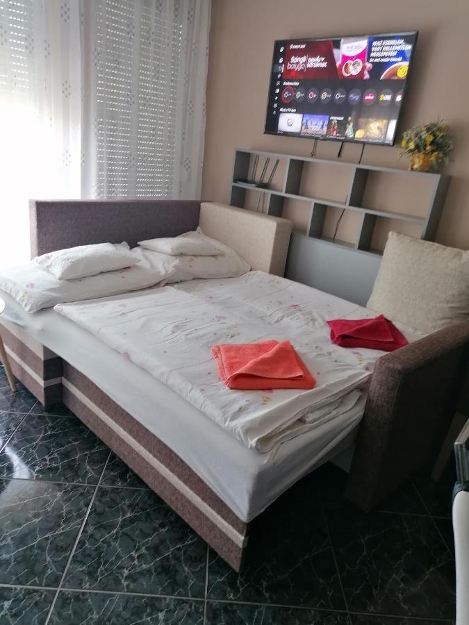 Bettina47 Apartman Hajduszoboszlo Luaran gambar