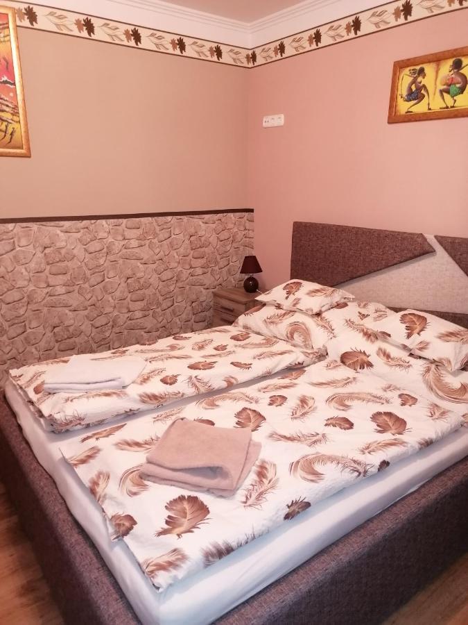 Bettina47 Apartman Hajduszoboszlo Luaran gambar